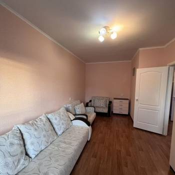 Сдается 1-комнатная квартира, 44 м²