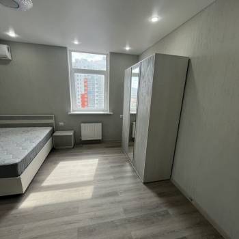 Сдается 1-комнатная квартира, 46 м²