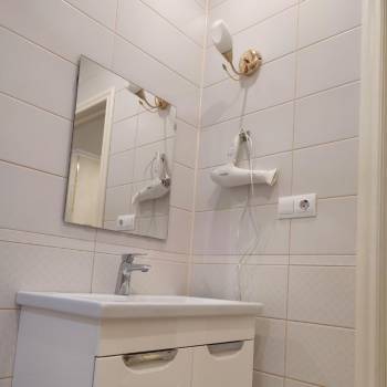 Сдается 2-х комнатная квартира, 65 м²