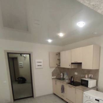 Продается 1-комнатная квартира, 150 м²