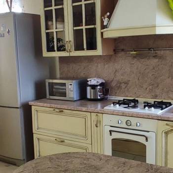 Продается 2-х комнатная квартира, 122 м²
