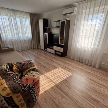 Продается 2-х комнатная квартира, 56 м²