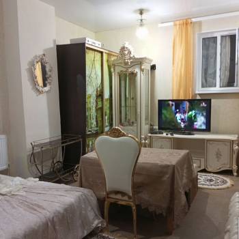 Сдается 1-комнатная квартира, 42 м²