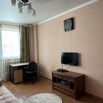 Сдается 1-комнатная квартира, 43 м²