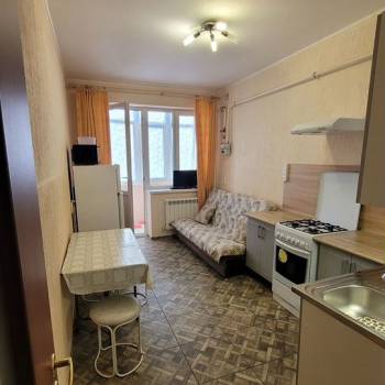 Сдается 1-комнатная квартира, 41 м²