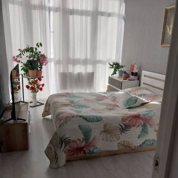 Продается 1-комнатная квартира, 36 м²