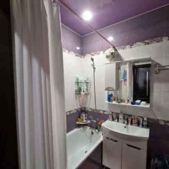 Продается 1-комнатная квартира, 35 м²