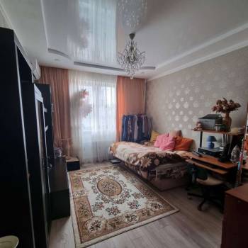 Продается 1-комнатная квартира, 35 м²
