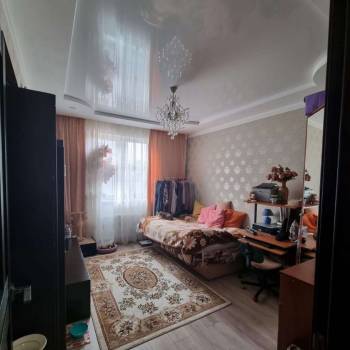 Продается 1-комнатная квартира, 35 м²