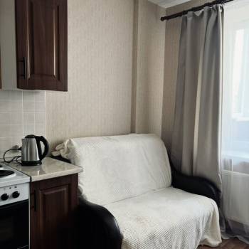 Сдается 1-комнатная квартира, 41 м²
