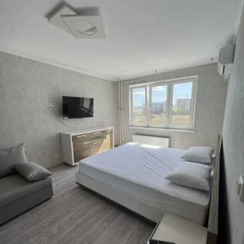 Сдается 1-комнатная квартира, 40 м²