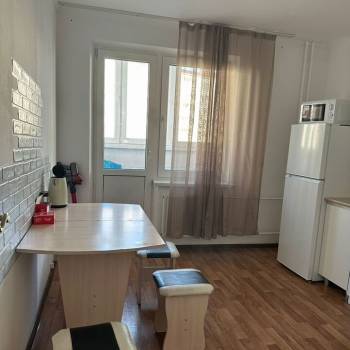 Сдается 1-комнатная квартира, 38,5 м²