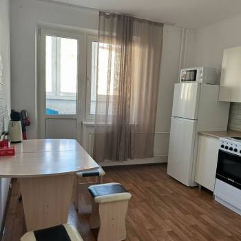 Сдается 1-комнатная квартира, 38,5 м²