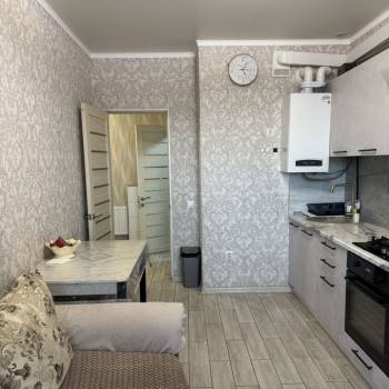 Сдается 1-комнатная квартира, 50 м²
