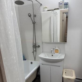 Сдается 1-комнатная квартира, 41 м²