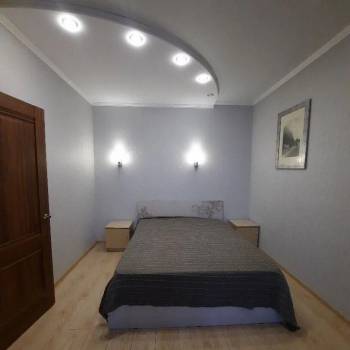 Сдается 1-комнатная квартира, 57 м²
