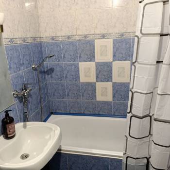 Сдается Многокомнатная квартира, 65 м²