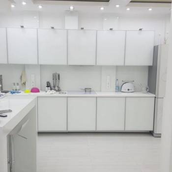 Продается 1-комнатная квартира, 60 м²