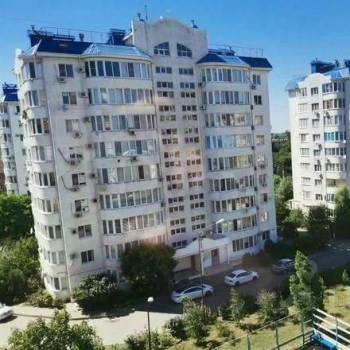 Продается 1-комнатная квартира, 60 м²