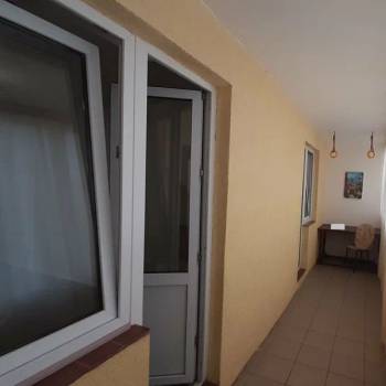 Продается 1-комнатная квартира, 60 м²