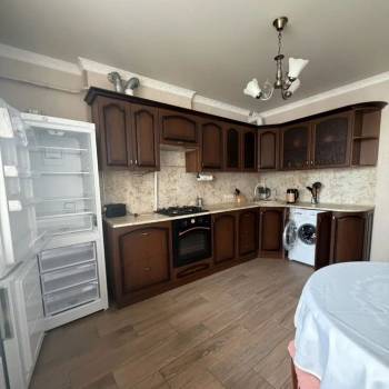 Сдается 1-комнатная квартира, 49 м²