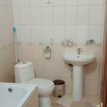Сдается 1-комнатная квартира, 58 м²