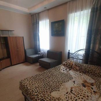 Сдается 1-комнатная квартира, 42 м²