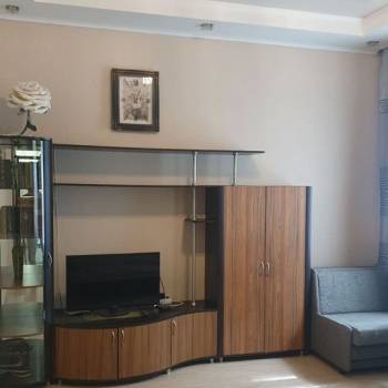 Сдается 1-комнатная квартира, 42 м²