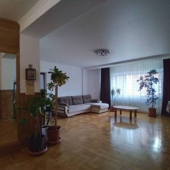 Продается 3-х комнатная квартира, 101,4 м²