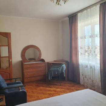 Сдается 1-комнатная квартира, 46 м²