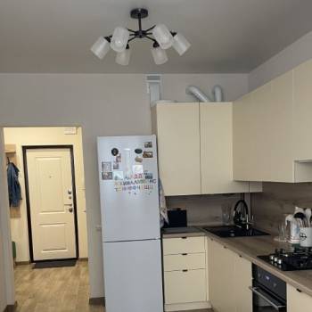 Продается 1-комнатная квартира, 44 м²