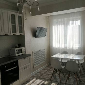 Сдается 1-комнатная квартира, 44 м²