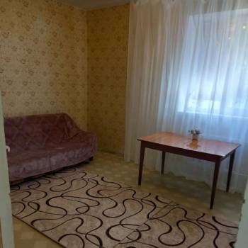 Продается Многокомнатная квартира, 69,6 м²