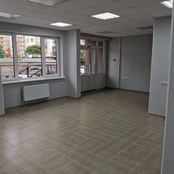 Сдается Нежилое помещение, 123 м²
