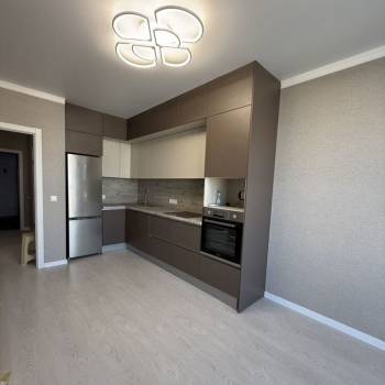 Продается 1-комнатная квартира, 42,4 м²