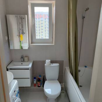 Продается 1-комнатная квартира, 35 м²