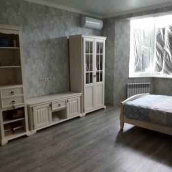 Продается 1-комнатная квартира, 50 м²