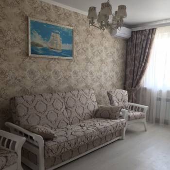 Сдается 1-комнатная квартира, 42 м²