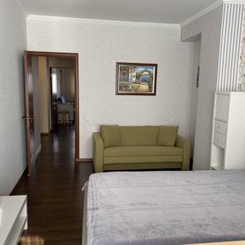 Сдается 1-комнатная квартира, 42,9 м²