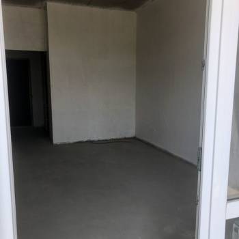 Продается 1-комнатная квартира, 53 м²