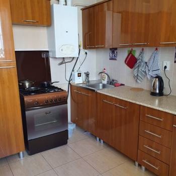 Продается 1-комнатная квартира, 36 м²
