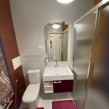 Сдается 1-комнатная квартира, 50 м²