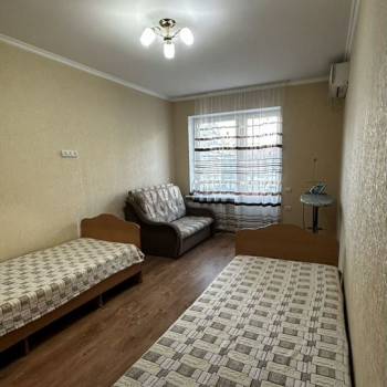 Сдается 2-х комнатная квартира, 78 м²