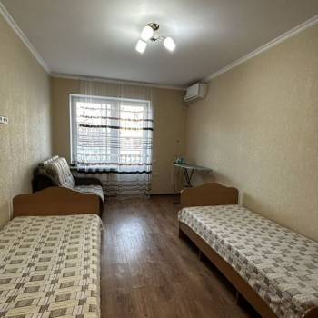 Сдается 2-х комнатная квартира, 78 м²