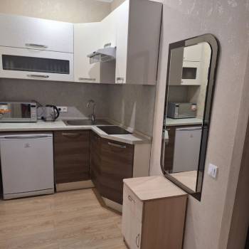 Сдается 1-комнатная квартира, 42 м²