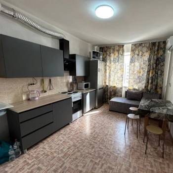 Сдается Многокомнатная квартира, 90,9 м²