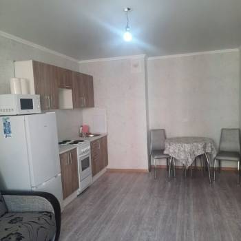 Сдается 1-комнатная квартира, 45 м²