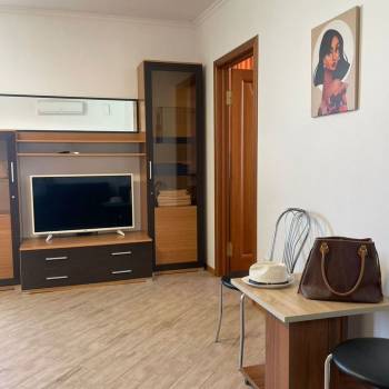Сдается 2-х комнатная квартира, 55 м²
