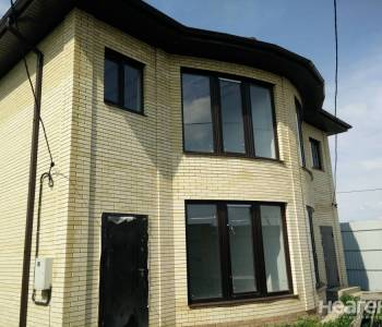 Продается Дом, 180 м²