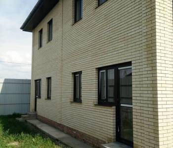 Продается Дом, 180 м²